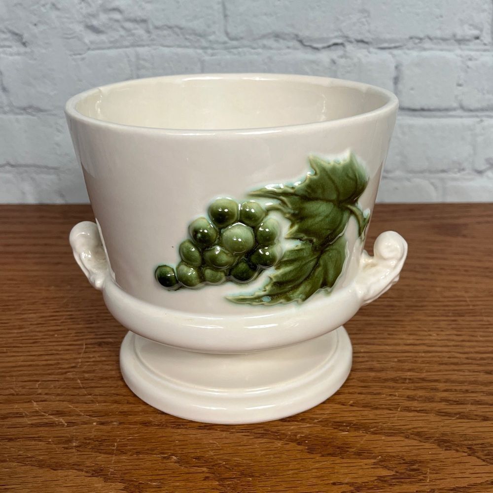 Hull Pottery Planter, Tokay Tuscany grapes design, Cache Pot white green handles